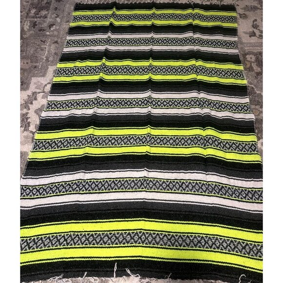Blanket Falsa Mexicana Neon Yellow Black Striped 72"x48" Yoga Beach Throw NEW - Picture 2 of 9